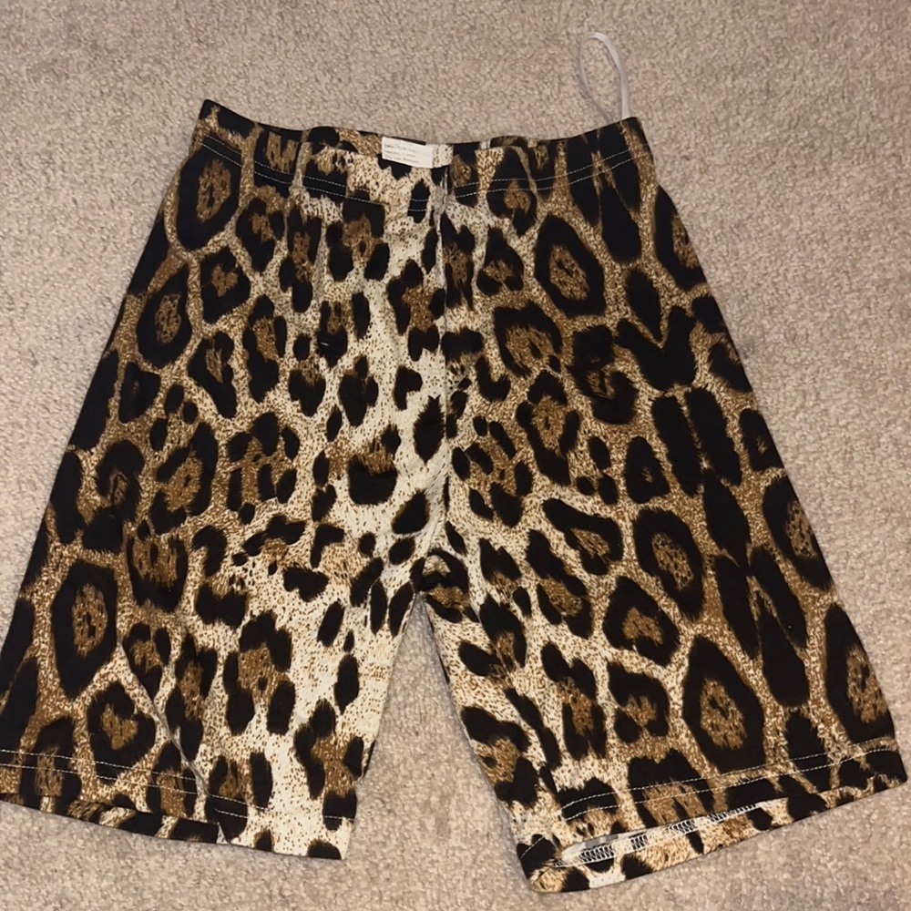 Leopard biker shorts
